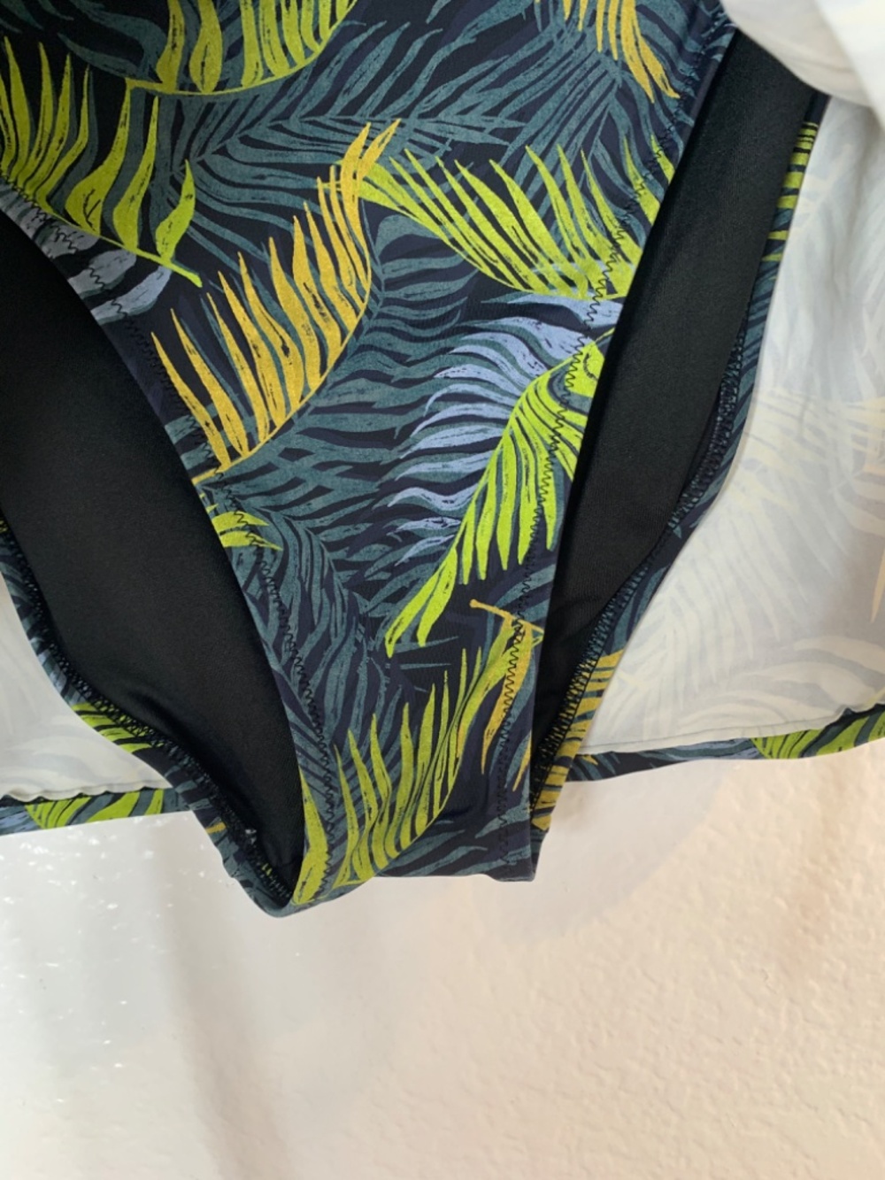 VICTORIA'S SECRET SWIM Palm Royale Bikini Twist Push Up Top 36DD Bottom Large - Picture 5 of 16
